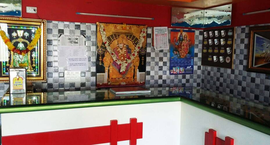 Raj Bhavan Hotel & Lodge, Madanapalle 2
